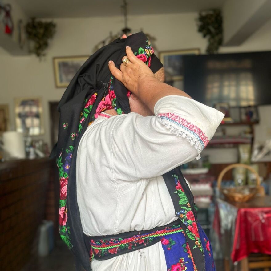 Μαρία Μπεκατώρου: Οι φωτογραφίες της από το χωριό Όλυμπος στην Κάρπαθο - Εκεί που ο χρόνος έχει σταματήσει, γράφει