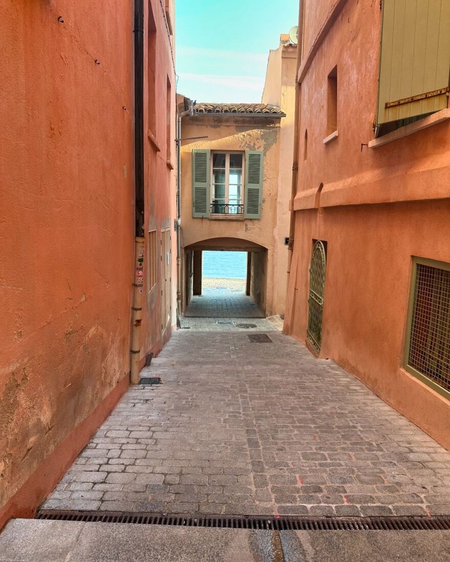 Πάμελα Άντερσον: Η ανάρτησή της από τη Νότια Γαλλία - Είναι ένα από τα αγαπημένα μου μέρη