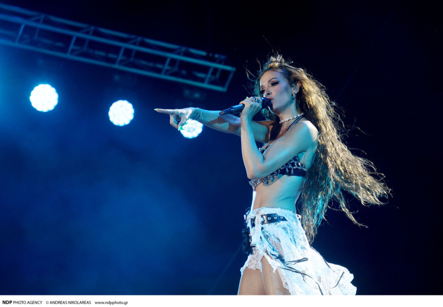 Ελένη Φουρέιρα: Αποθεώθηκε στο κατάμεστο Κατράκειο - Δείτε βίντεο και φωτογραφίες