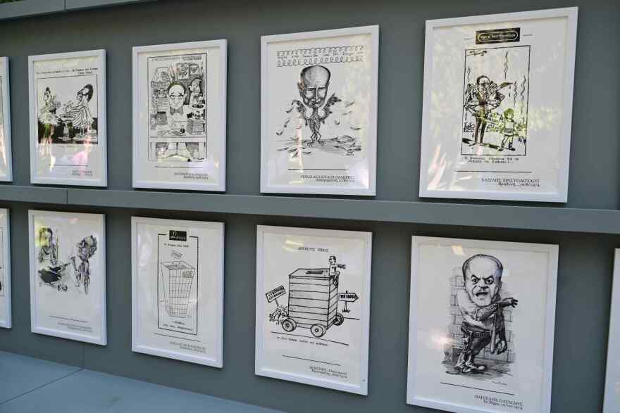 Με μεγάλη συμμετοχή οι εκδηλώσεις στον κήπο του Προεδρικού για τα 50 χρόνια από την αποκατάσταση της Δημοκρατίας 