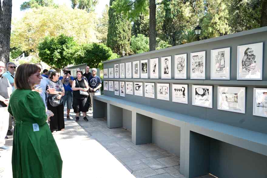 Με μεγάλη συμμετοχή οι εκδηλώσεις στον κήπο του Προεδρικού για τα 50 χρόνια από την αποκατάσταση της Δημοκρατίας 