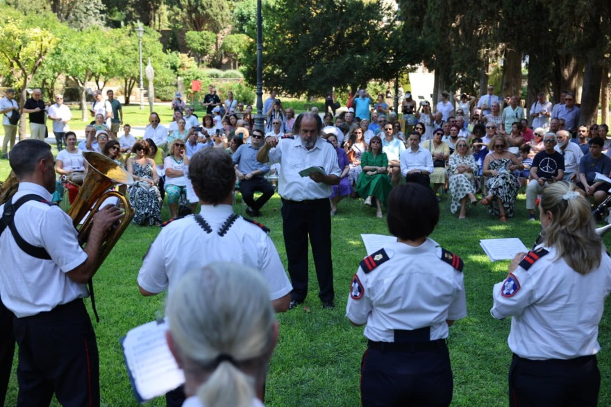 Πάνω από 2.000 πολίτες στον Προεδρικό Κήπο για την εκδήλωση των 50 χρόνων από την Αποκατάσταση της Δημοκρατίας