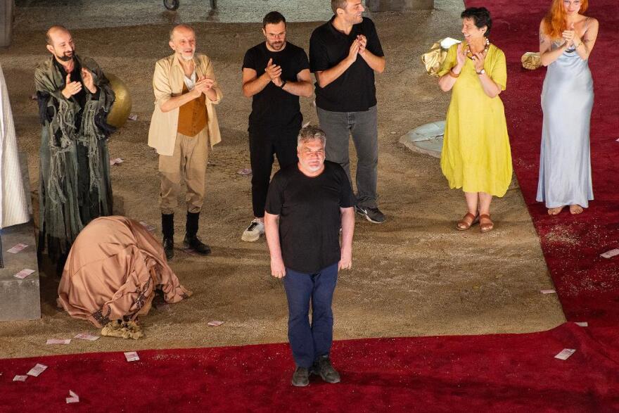 Αρχαίο Θέατρο Επιδαύρου: Ο «Πλούτος» του ΚΘΒΕ γέμισε για δυο βράδια το Αργολικό Θέατρο - Δείτε φωτογραφίες