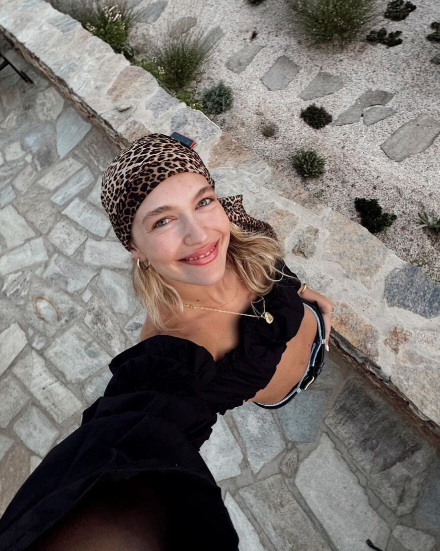 Κλέλια Ανδριολάτου: Το φωτογραφικό άλμπουμ της από τη Σίφνο 