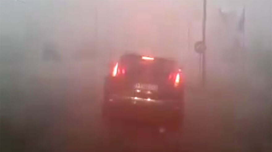 Καιρός: Άνοιξαν οι ουρανοί στη Λάρισα, ζημιές σε καλλιέργειες - Δείτε βίντεο και φωτογραφίες