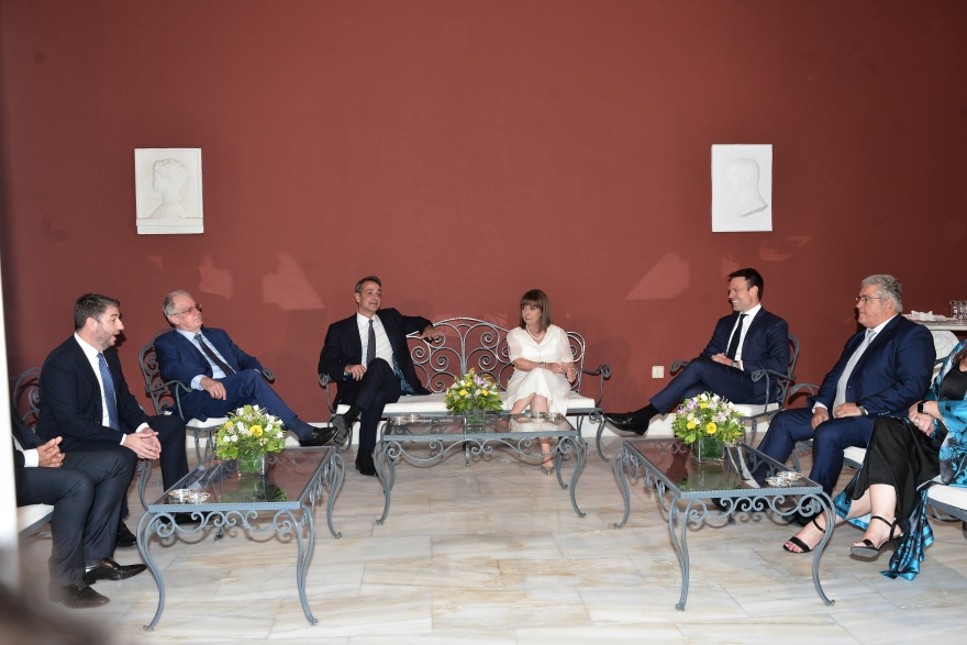 Η δεξίωση για τα 50 χρόνια από την Αποκατάσταση της Δημοκρατίας στο Προεδρικό Μέγαρο - Δείτε φωτογραφίες