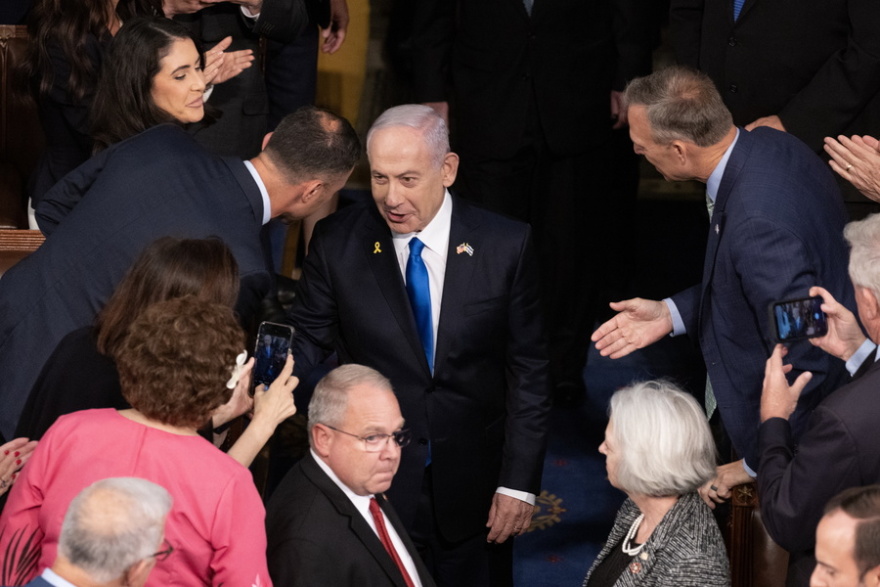 ΗΠΑ: Επεισόδια και χιλιάδες διαδηλωτές κατά του Νετανιάχου έξω από το Καπιτώλιο - «Χρήσιμους ηλίθιους του Ιράν» τους χαρακτήρισε ο Ισραηλινός πρωθυπουργός