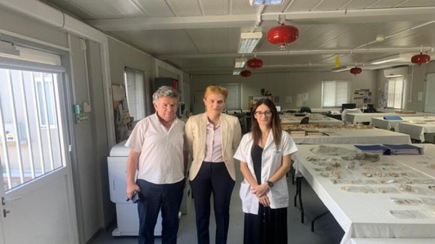 Εισβολή στην Κύπρο 1974: Ένα δόντι ήταν ό,τι απέμεινε από δυο αγνοούμενα αδέλφια - Οι ανατριχιαστικές ιστορίες