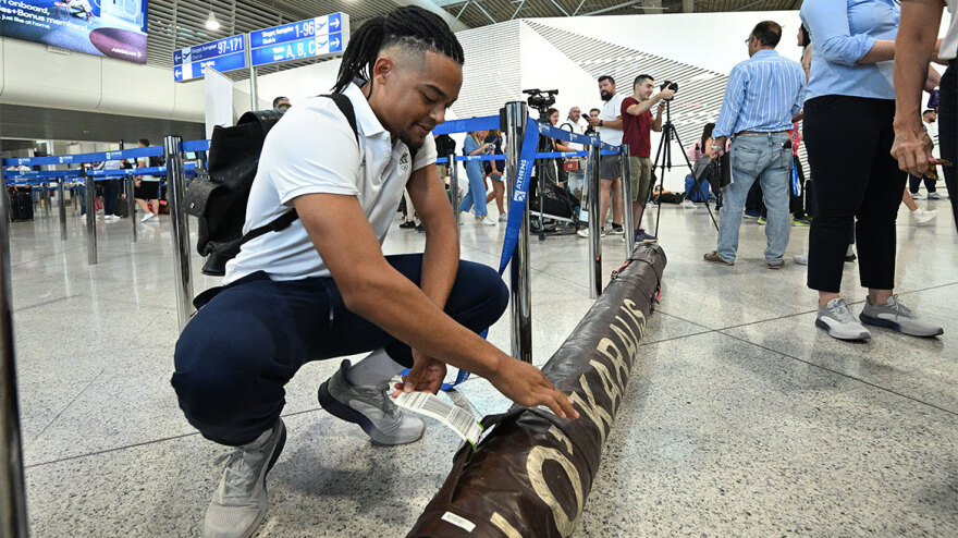 Ολυμπιακοί Αγώνες 2024: Αναχώρησε γεμάτη χαμόγελα για το Παρίσι η ελληνική αποστολή - Δείτε φωτογραφίες