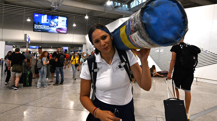 Ολυμπιακοί Αγώνες 2024: Αναχώρησε γεμάτη χαμόγελα για το Παρίσι η ελληνική αποστολή - Δείτε φωτογραφίες