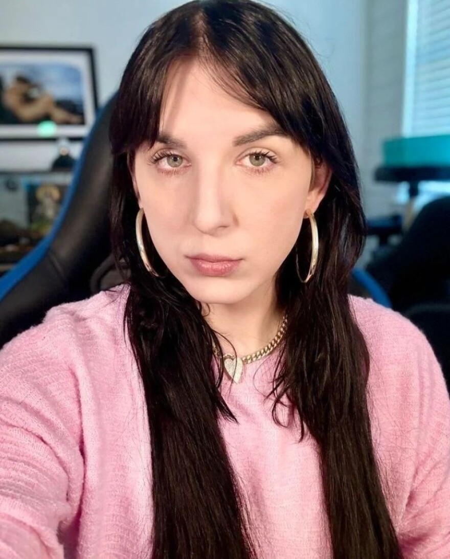 MrBeast: Συμπαρουσιάστριά του κατηγορείται ότι αποπλάνησε ένα 13χρονο αγόρι - Αηδιασμένος δηλώνει ο YouTuber