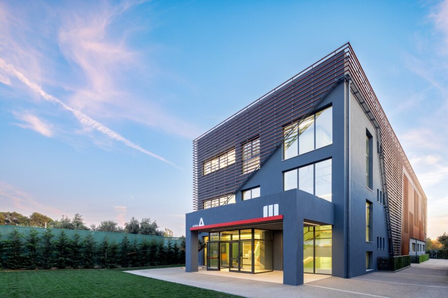 Μητροπολιτικό Κολλέγιο: Σύγχρονες εκπαιδευτικές εγκαταστάσεις σε όλη την Ελλάδα  