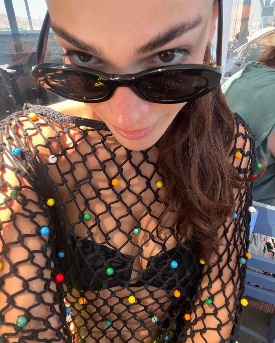 Ήβη Αδάμου: Οι φωτογραφίες με την κόρη της στη Σαντορίνη - Με την πριγκίπισσά μου, έγραψε