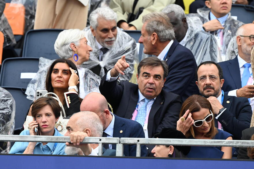 Ολυμπιακοί Αγώνες: Άνω κάτω το πρόγραμμα λόγω των βροχοπτώσεων  - Βίντεο και φωτογραφίες 