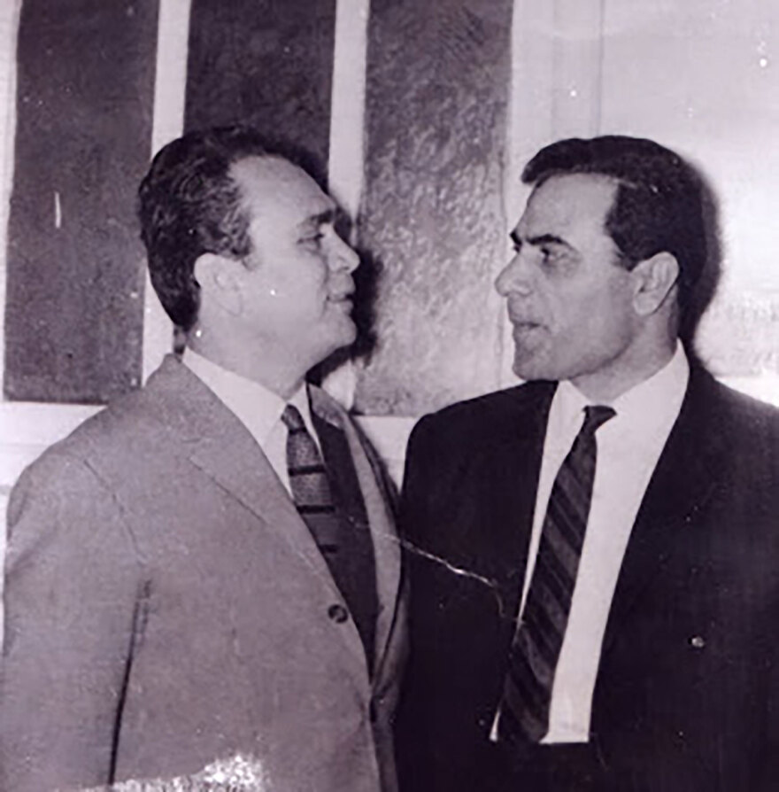 Γιώργος και Ηρακλής: Οι ... Παπασιδέρηδες του ελληνικού τραγουδιού