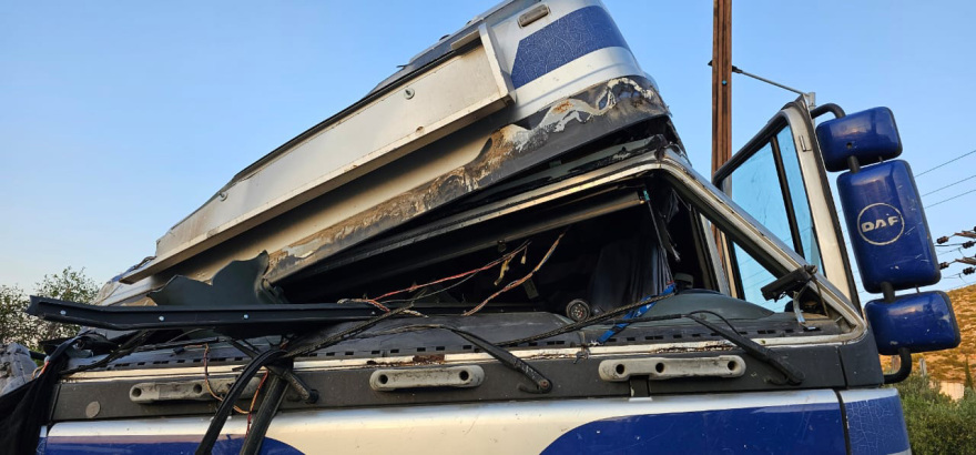 Αυλίδα: Δικάζεται σήμερα ο οδηγός του φορτηγού που συγκρούστηκε με τον Προαστιακό