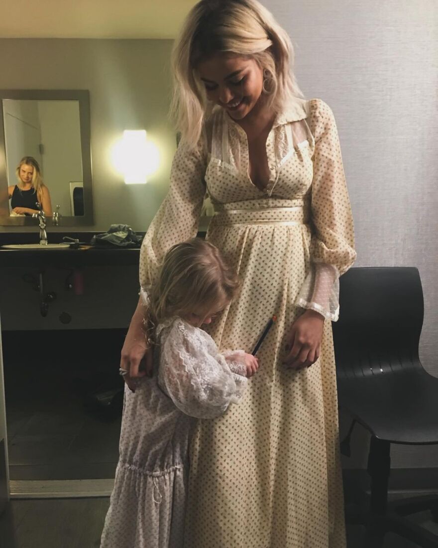 Σελένα Γκόμεζ για την 11χρονη αδελφή της: Θα σε προστατεύω για πάντα