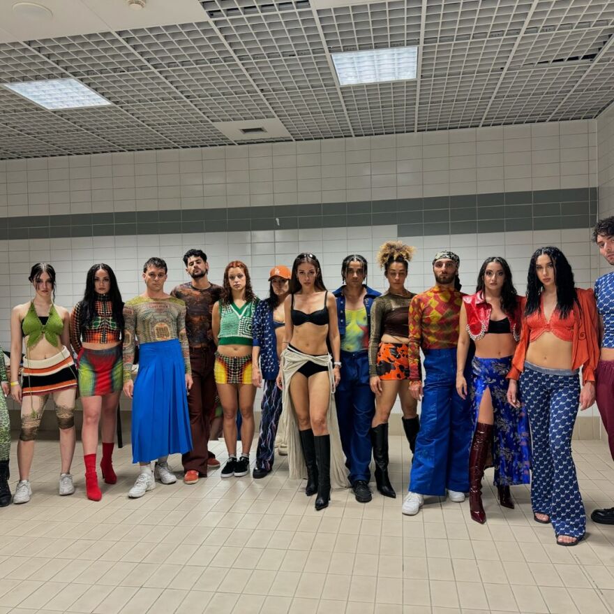 Ελένη Φουρέιρα: Παίζει στην παραλία με τον Αλμπέρτο Μποτία και τον γιο τους