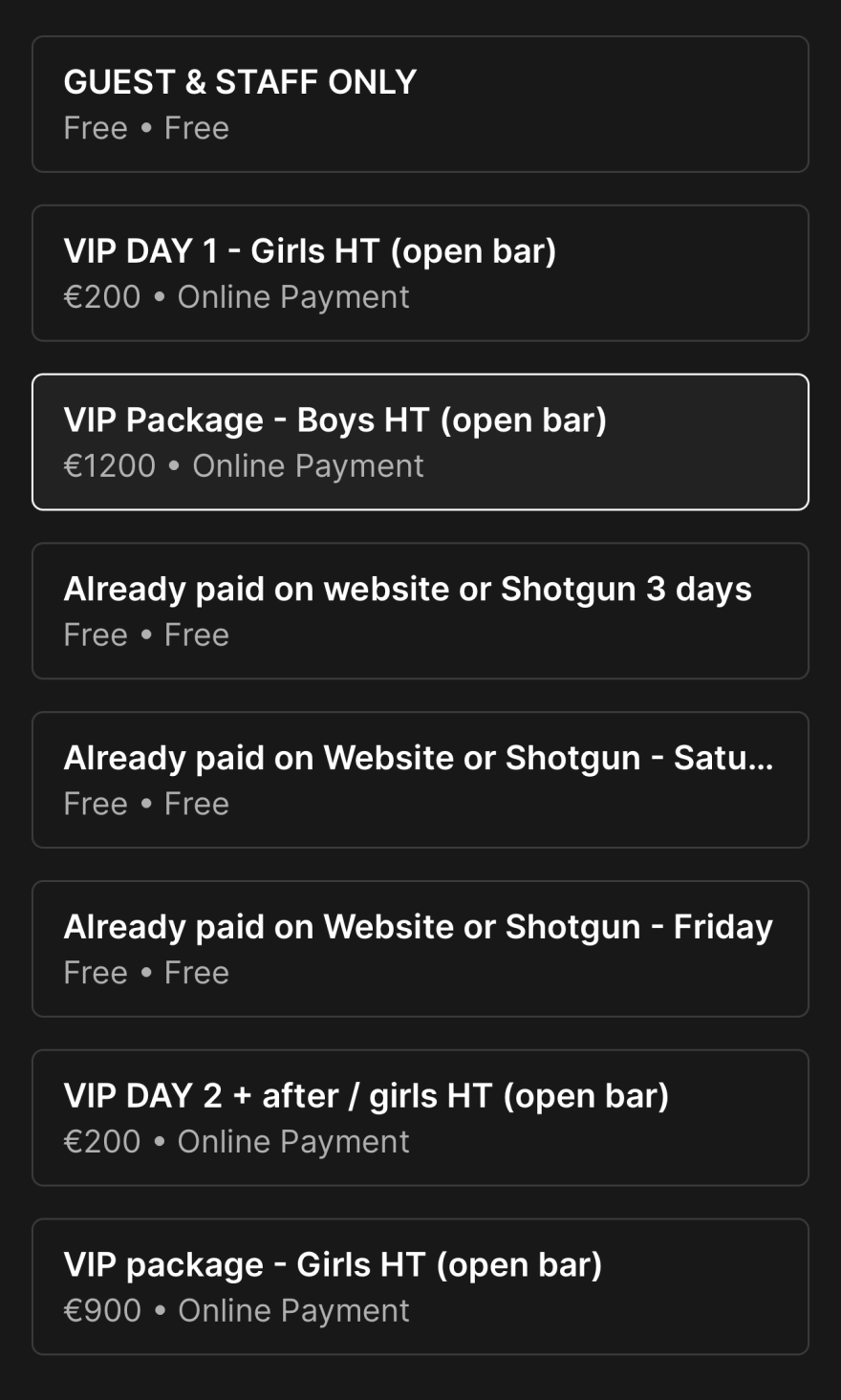 Μύκονος: Αντιδρούν οι επιχειρηματίες για τα παράνομα πάρτι στις βίλες με είσοδο €1.200