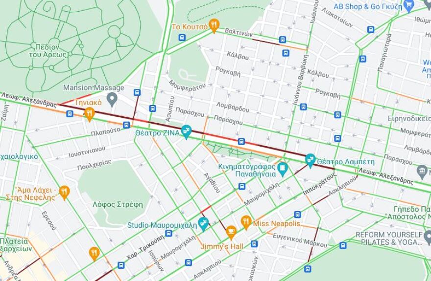 Μηχανή προσέκρουσε σε δέντρο επί της Λεωφόρου Αλεξάνδρας και προκάλεσε την πτώση του