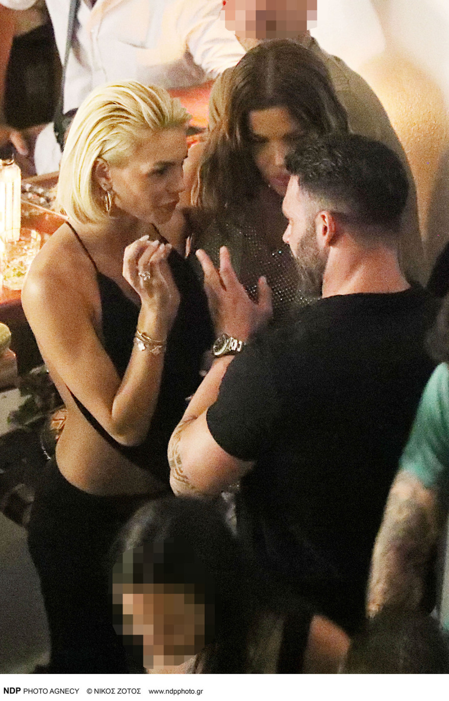 Αλεξάνδρα Παναγιώταρου: Με τη μητέρα της στη Μύκονο