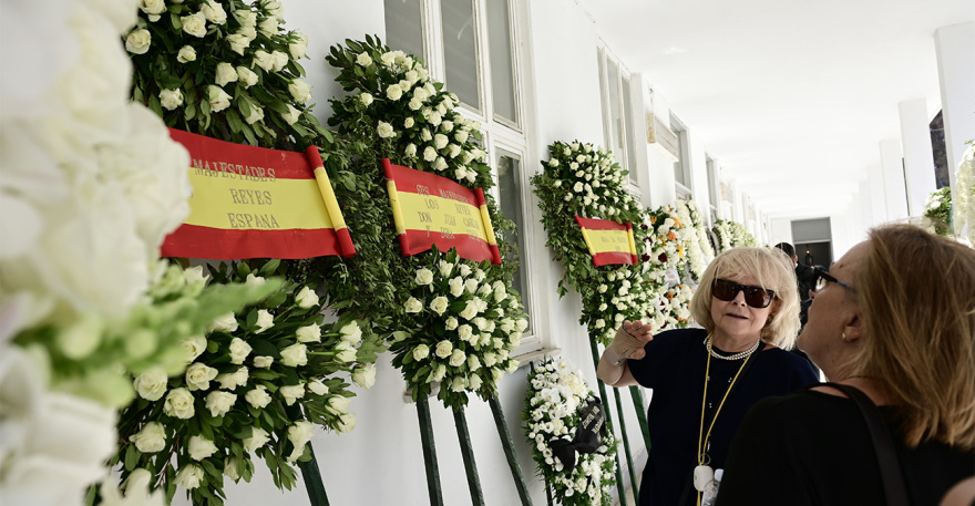 Κηδεία πρίγκιπα Μιχαήλ: Ποιοι «γαλαζοαίματοι» έδωσαν το παρών στην κηδεία του Michel de Grèce - Στο Τατόι έγινε η ταφή του 