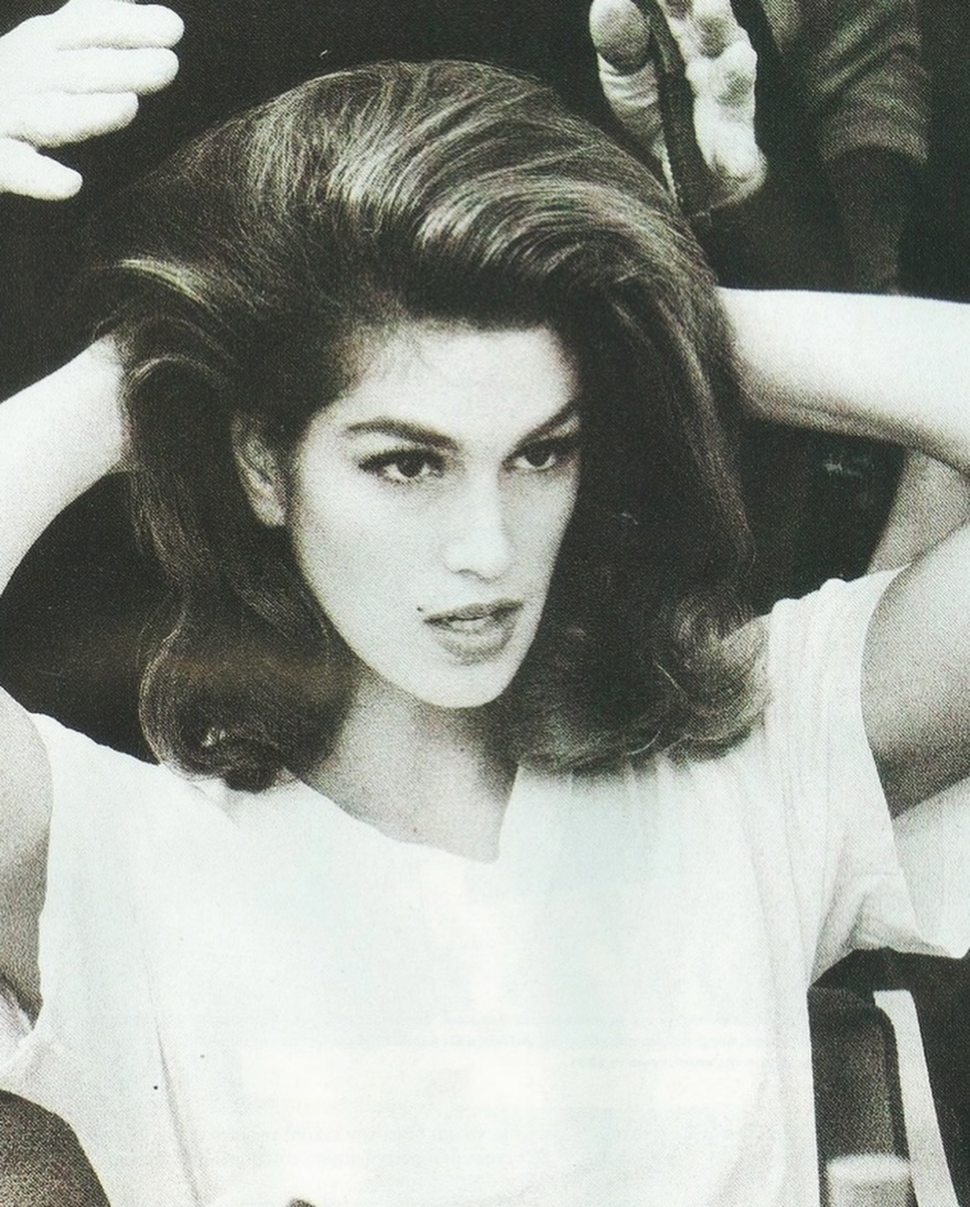 Βασίλειος Κωστέτσος: Τι ανέβασε στο Instagram μετά τη συγγνώμη της Σίντι Κρόφορντ