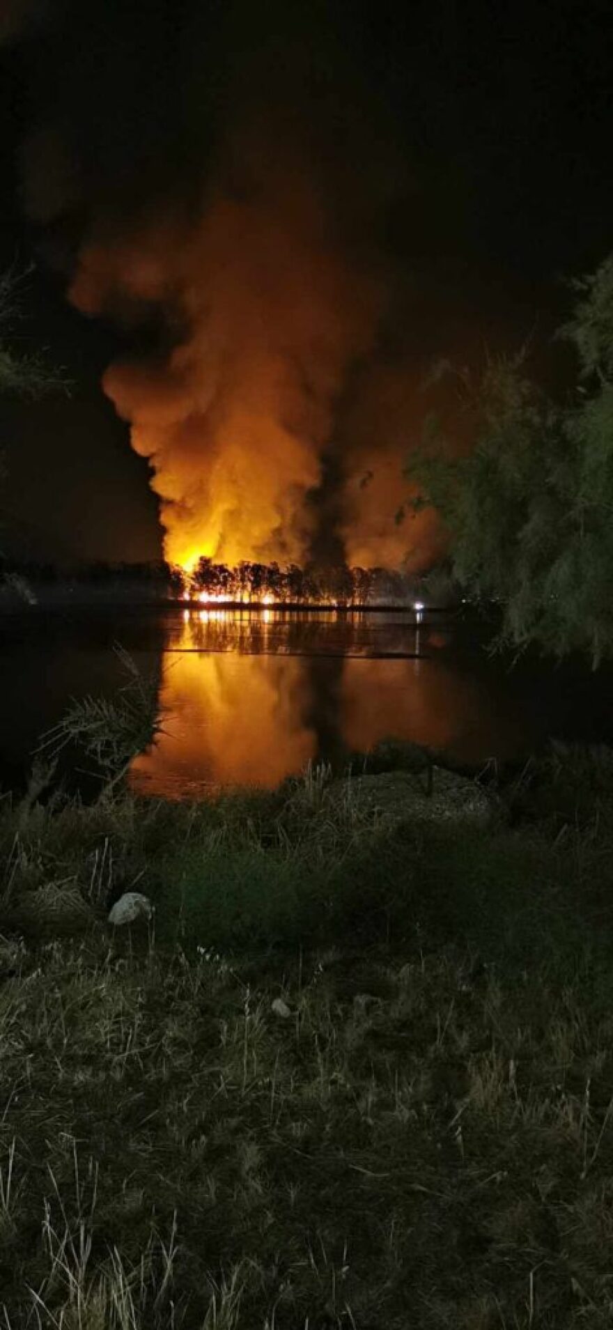 Υπό έλεγχο τέθηκε η φωτιά στο Μεσολόγγι - Δείτε φωτογραφίες