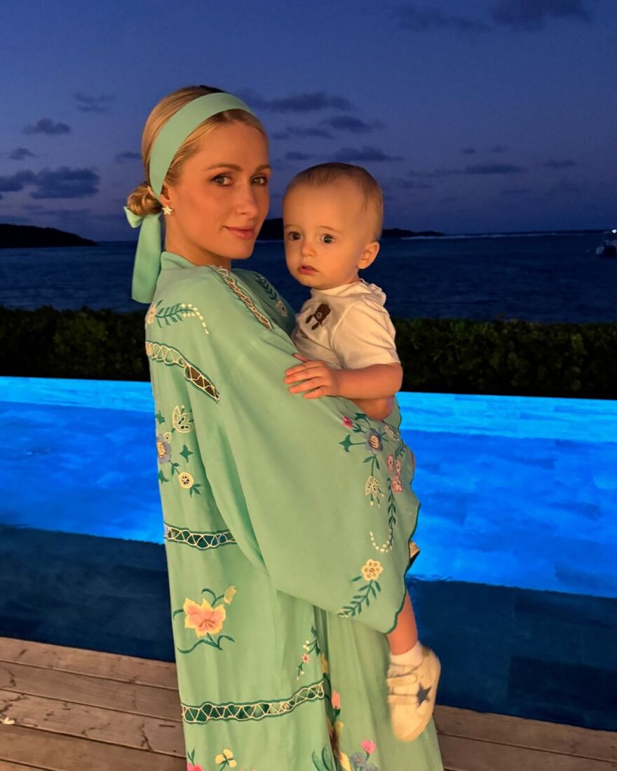 Πάρις Χίλτον: Τα οικογενειακά στιγμιότυπα από τις διακοπές της