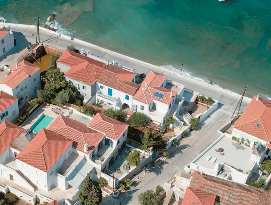 Βίντεο και φωτογραφίες από την παράνομη και αυθαίρετη πισίνα του Κασσελάκη στις Σπέτσες