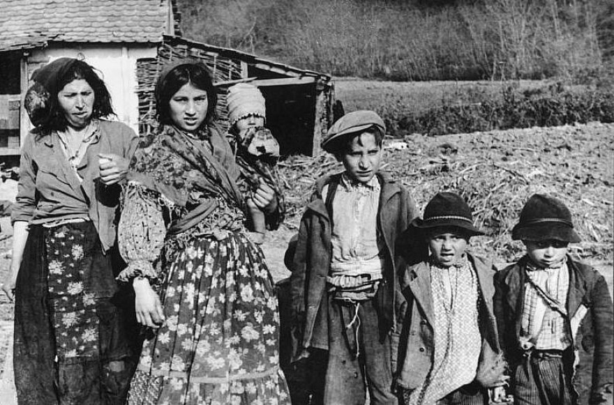 Το Ολοκαύτωμα των Σίντι και Ρομά