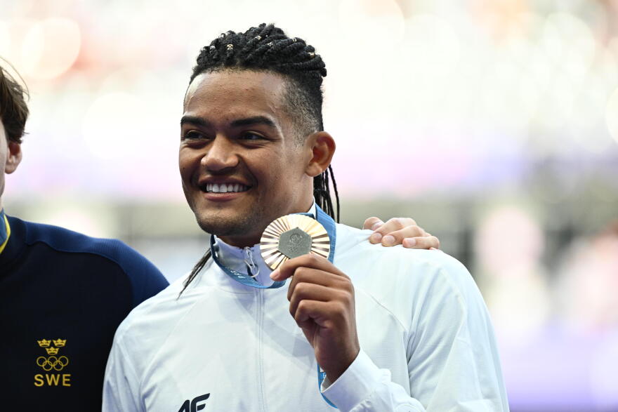 Ολυμπιακοί Αγώνες 2024: Η απονομή του χάλκινου μεταλλίου στον Εμμανουήλ Καραλή - Βίντεο, φωτογραφίες 