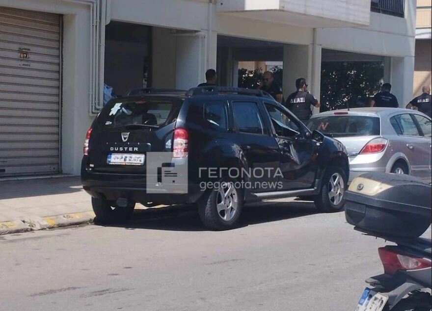 Βόλος: Άνδρας έπεσε από τον 2ο όροφο πολυκατοικίας - Φέρει σοβαρά κατάγματα στα χέρια και τα πόδια