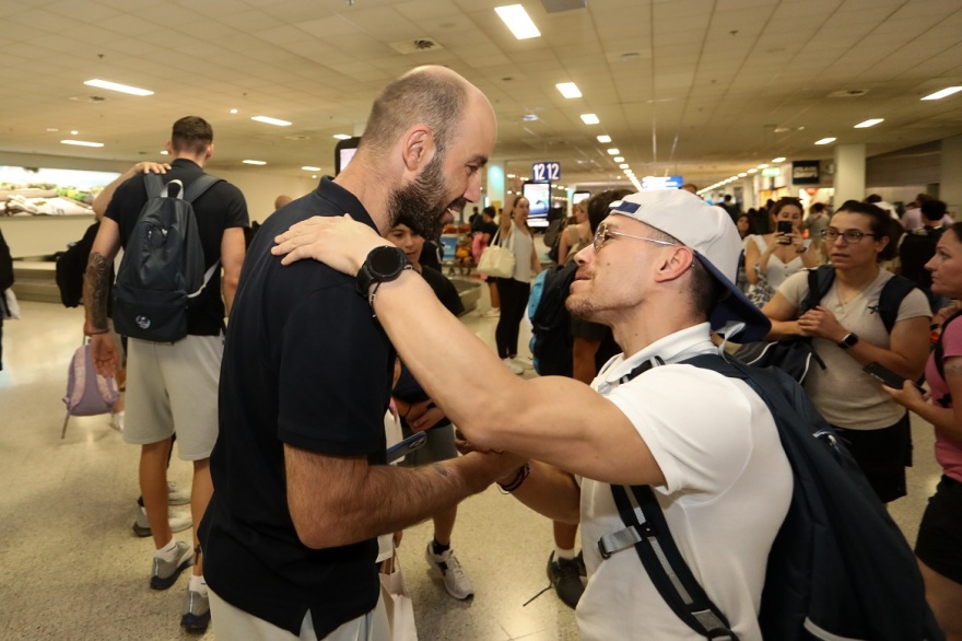 Λευτέρης Πετρούνιας: Επέστρεψε στην Ελλάδα με το χάλκινο μετάλλιο στο στήθος και έμαθε ότι το σπίτι της γυμναστικής θα πάρει το όνομά του