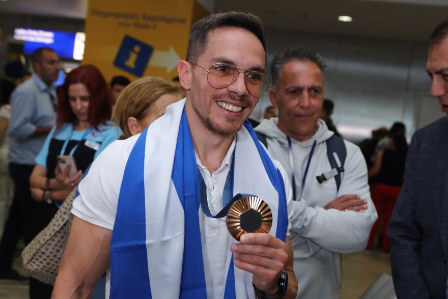 Λευτέρης Πετρούνιας: Επέστρεψε στην Ελλάδα με το χάλκινο μετάλλιο στο στήθος και έμαθε ότι το σπίτι της γυμναστικής θα πάρει το όνομά του