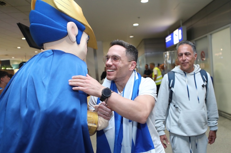 Λευτέρης Πετρούνιας: Επέστρεψε στην Ελλάδα με το χάλκινο μετάλλιο στο στήθος και έμαθε ότι το σπίτι της γυμναστικής θα πάρει το όνομά του