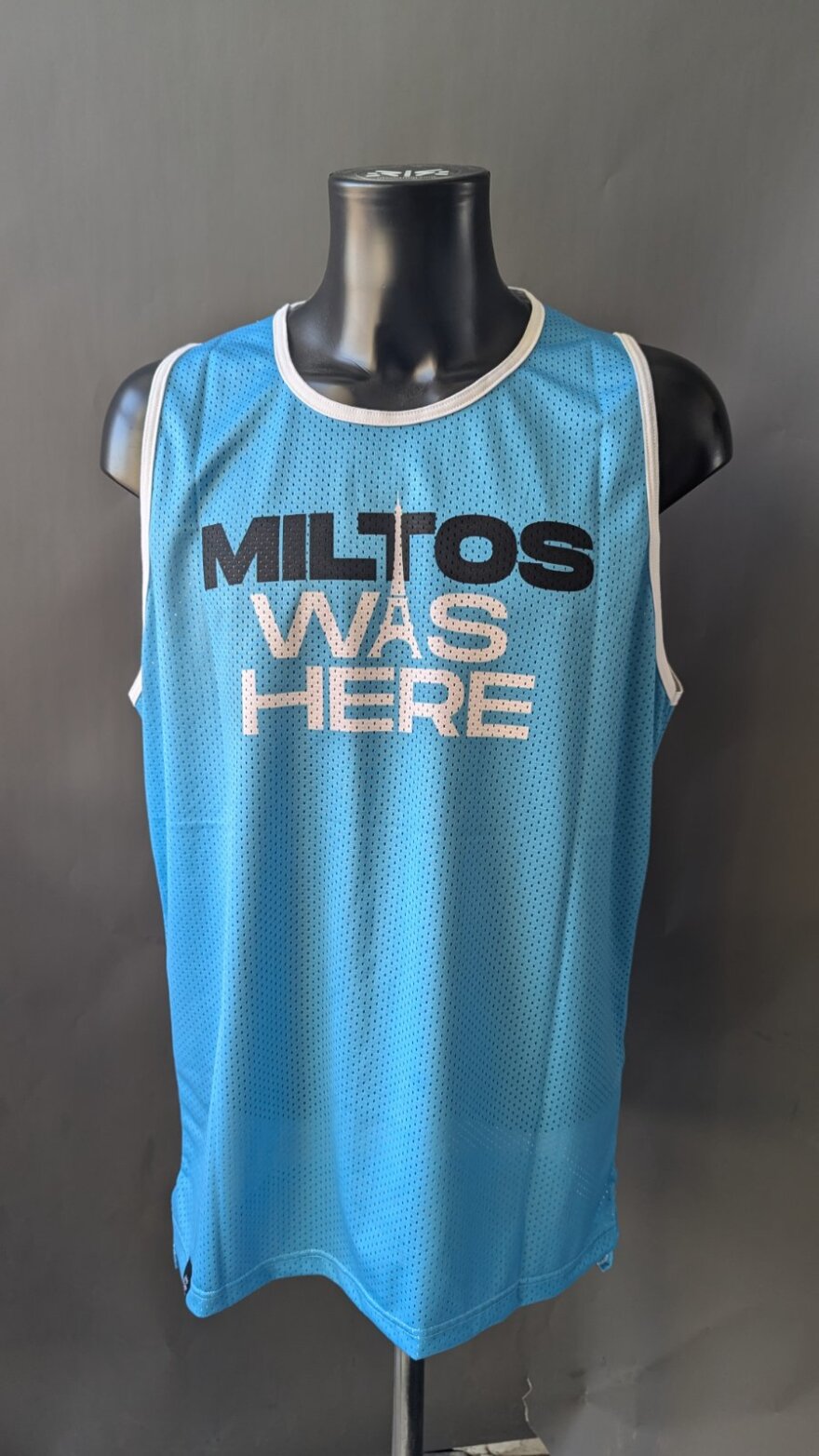 Ολυμπιακοί Αγώνες: Η οικογένεια Τεντόγλου γιόρτασε το χρυσό του Μίλτου στο Παρίσι - Η ιστορία πίσω από τα μπλουζάκια της 