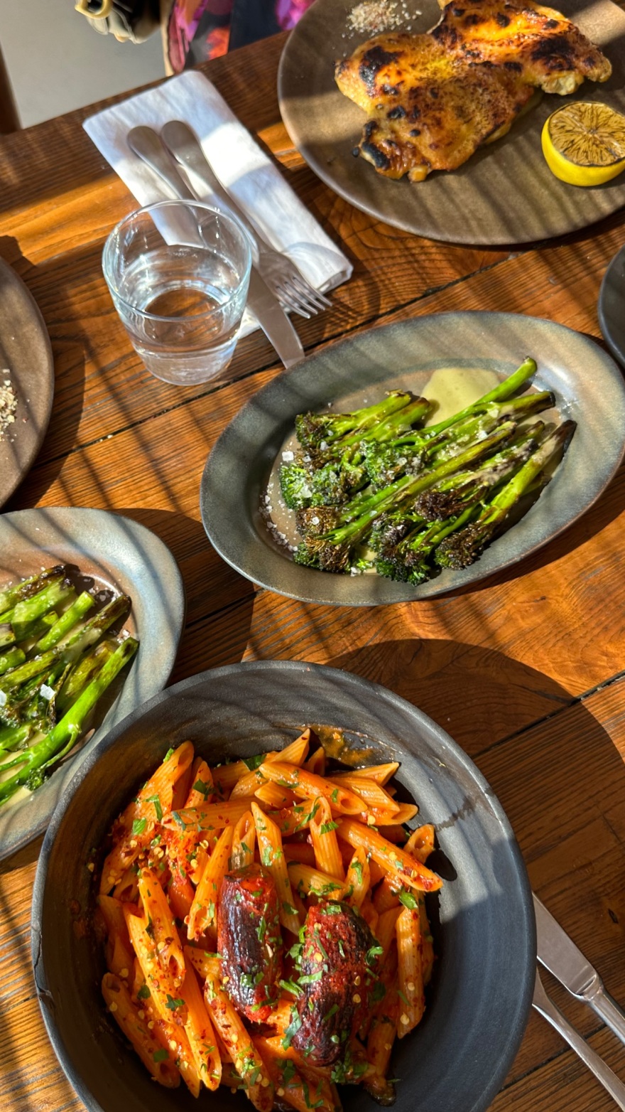 Κάντυ ΜακΝτέρμοτ: Στη Μύκονο κάνει διακοπές το διάσημο μοντέλο 