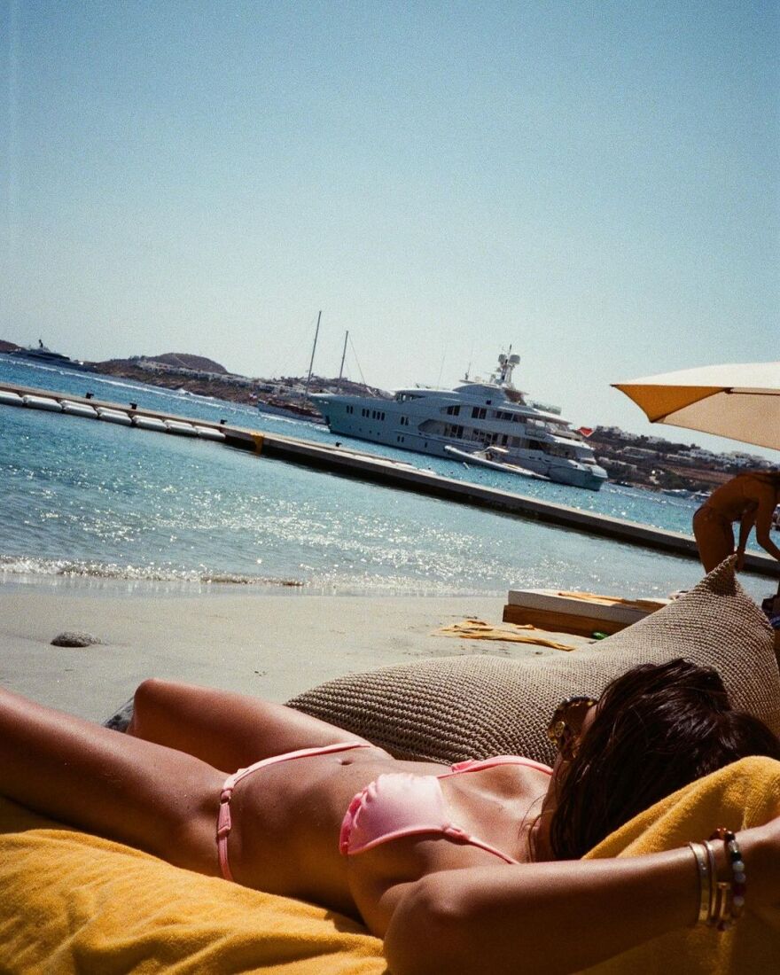 Τζέσικα Άλμπα: Οι φωτογραφίες της από τη Μύκονο - Γλυκές αναμνήσεις, γράφει