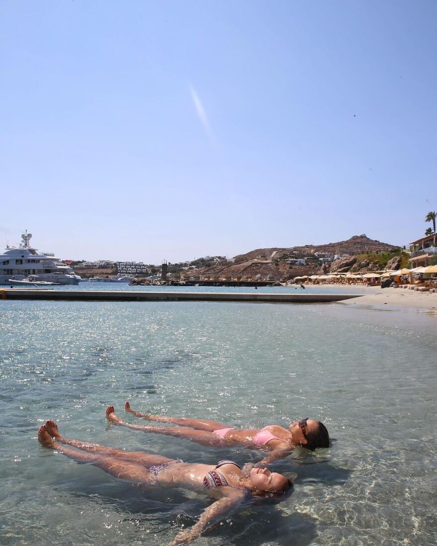 Τζέσικα Άλμπα: Οι φωτογραφίες της από τη Μύκονο - Γλυκές αναμνήσεις, γράφει