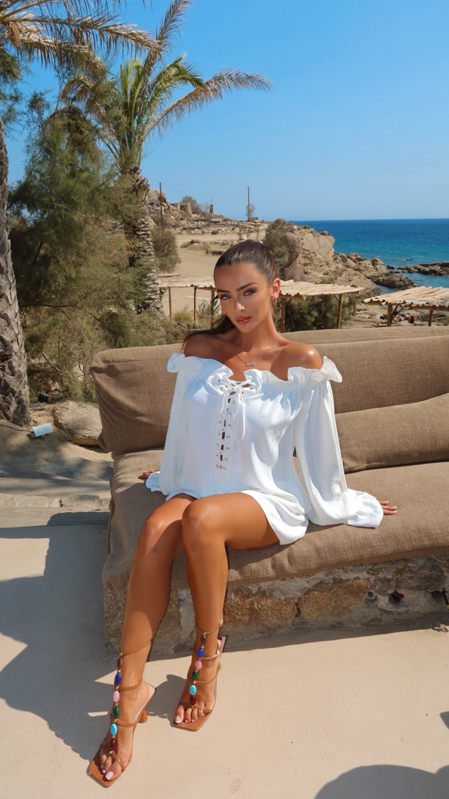 Κάντυ ΜακΝτέρμοτ: Στη Μύκονο κάνει διακοπές το διάσημο μοντέλο 