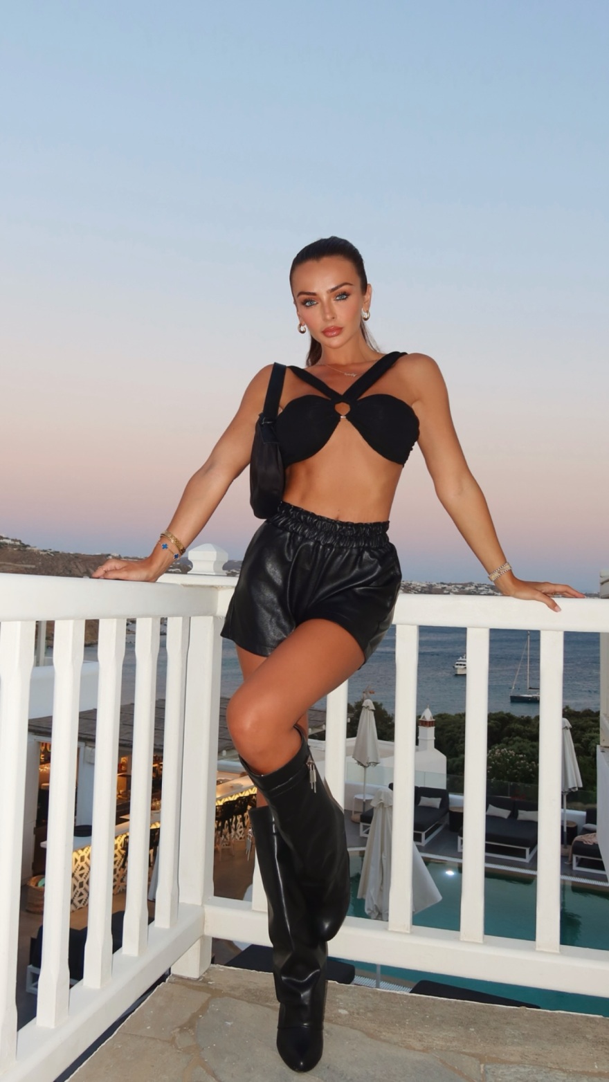 Κάντυ ΜακΝτέρμοτ: Στη Μύκονο κάνει διακοπές το διάσημο μοντέλο 