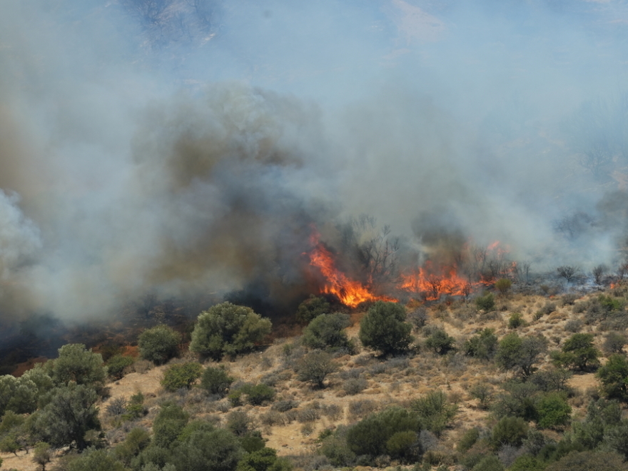 Φωτιά στο Ρέθυμνο: Μαίνεται ανεξέλεγκτη - Εκκενώθηκαν έξι οικισμοί, ενισχύθηκαν οι πυροσβεστικές δυνάμεις
