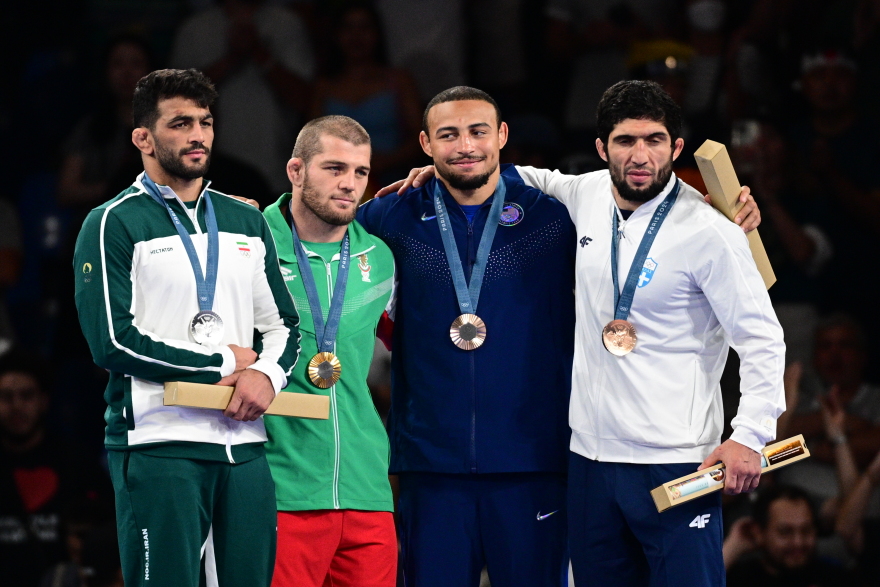 Ολυμπιακοί Αγώνες 2024: Η απονομή του χάλκινου μεταλλίου στον Κουρουγκλίεφ - Βίντεο, φωτογραφίες
