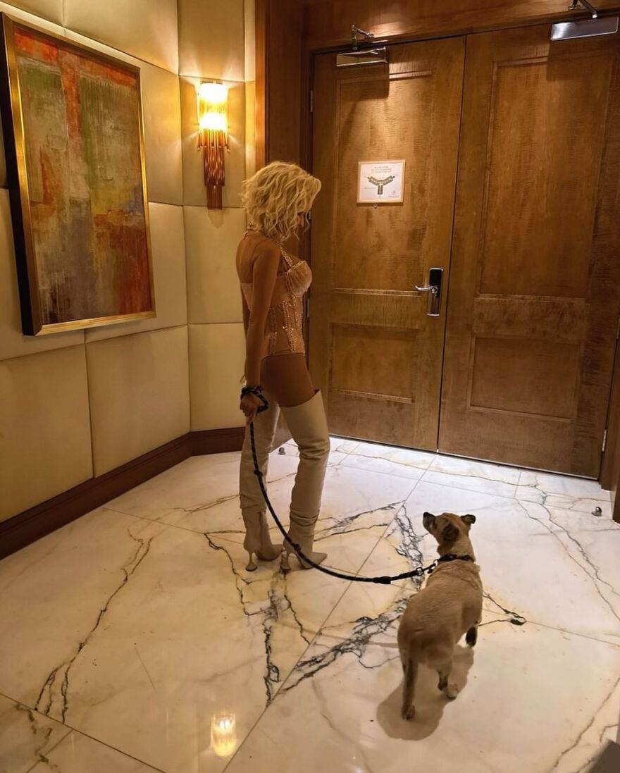 Κριστίνα Αγκιλέρα: Eμφανώς αδυνατισμένη στις νέες της φωτογραφίες - Ενισχύονται οι φήμες που τη θέλουν να παίρνει Ozempic