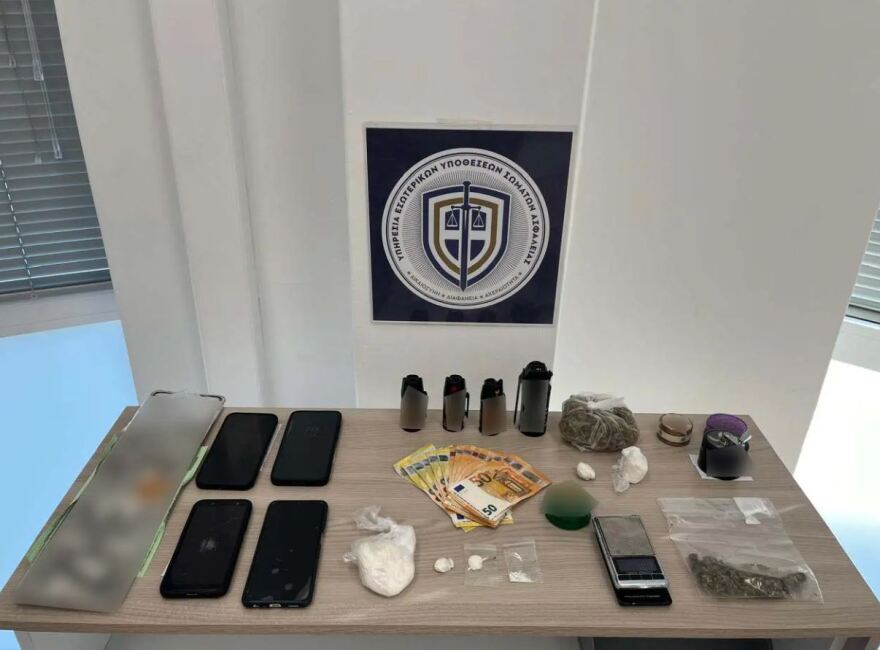 Οι διάλογοι του πυροσβέστη και του αστυνομικού που διακινούσαν κοκαΐνη και κάνναβη - Έως 500 ευρώ αποκόμιζαν από κάθε «ντελίβερι»