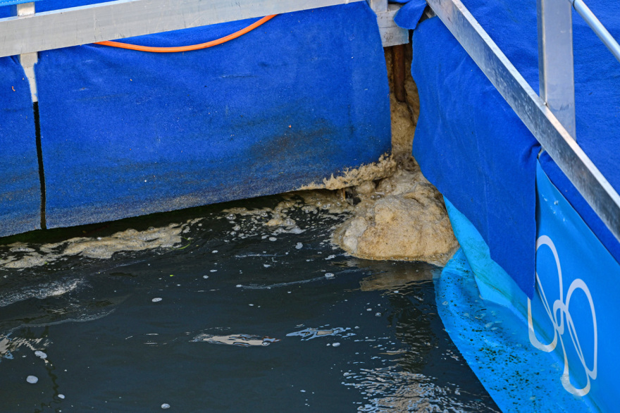 Ολυμπιακοί Αγώνες: Γερμανίδα κολυμβήτρια κολύμπησε στον Σηκουάνα και έκανε 9 φορές εμετό