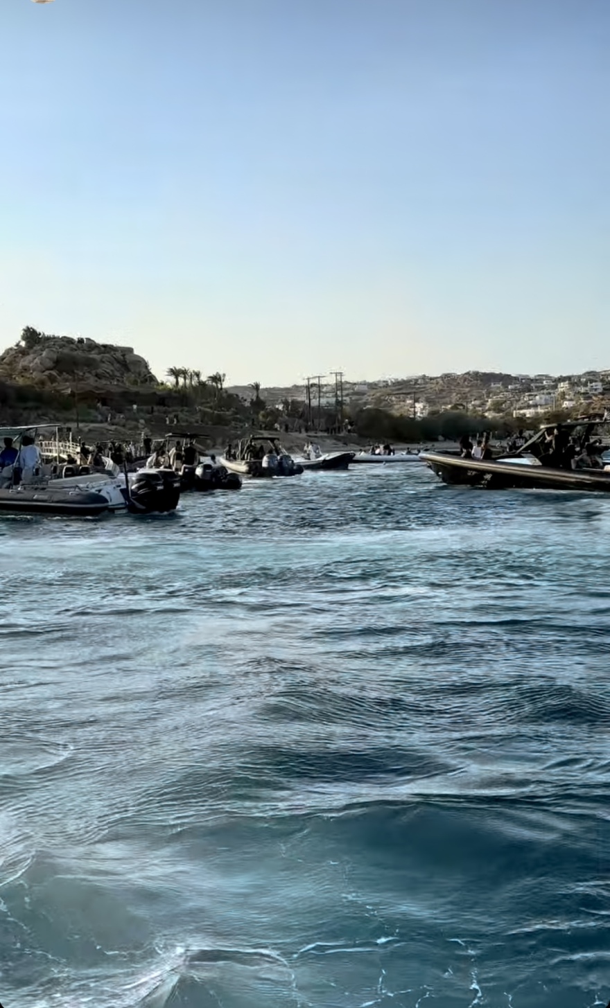 Μύκονος: Το πάρτι της χρονιάς και οι τρελοί τζίροι