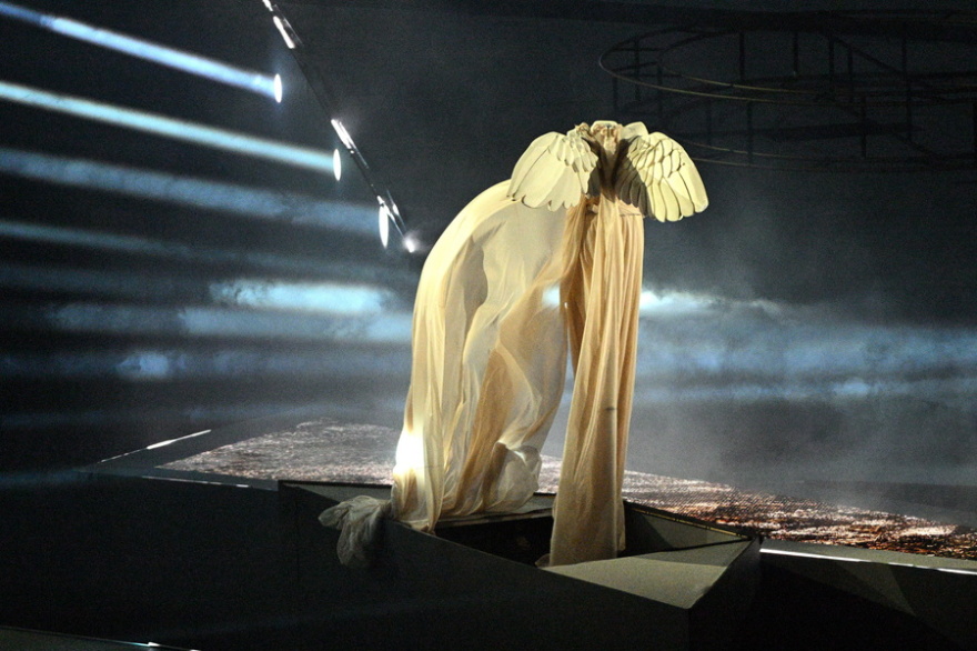 Τελετή λήξης των Ολυμπιακών Αγώνων: Η συγκινητική στιγμή με την ελληνική σημαία