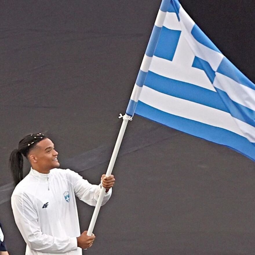 Ολυμπιακοί Αγώνες: Η συγκινητική ανάρτηση του Καραλή με τον... έτερο σημαιοφόρο Αντετοκούνμπο 